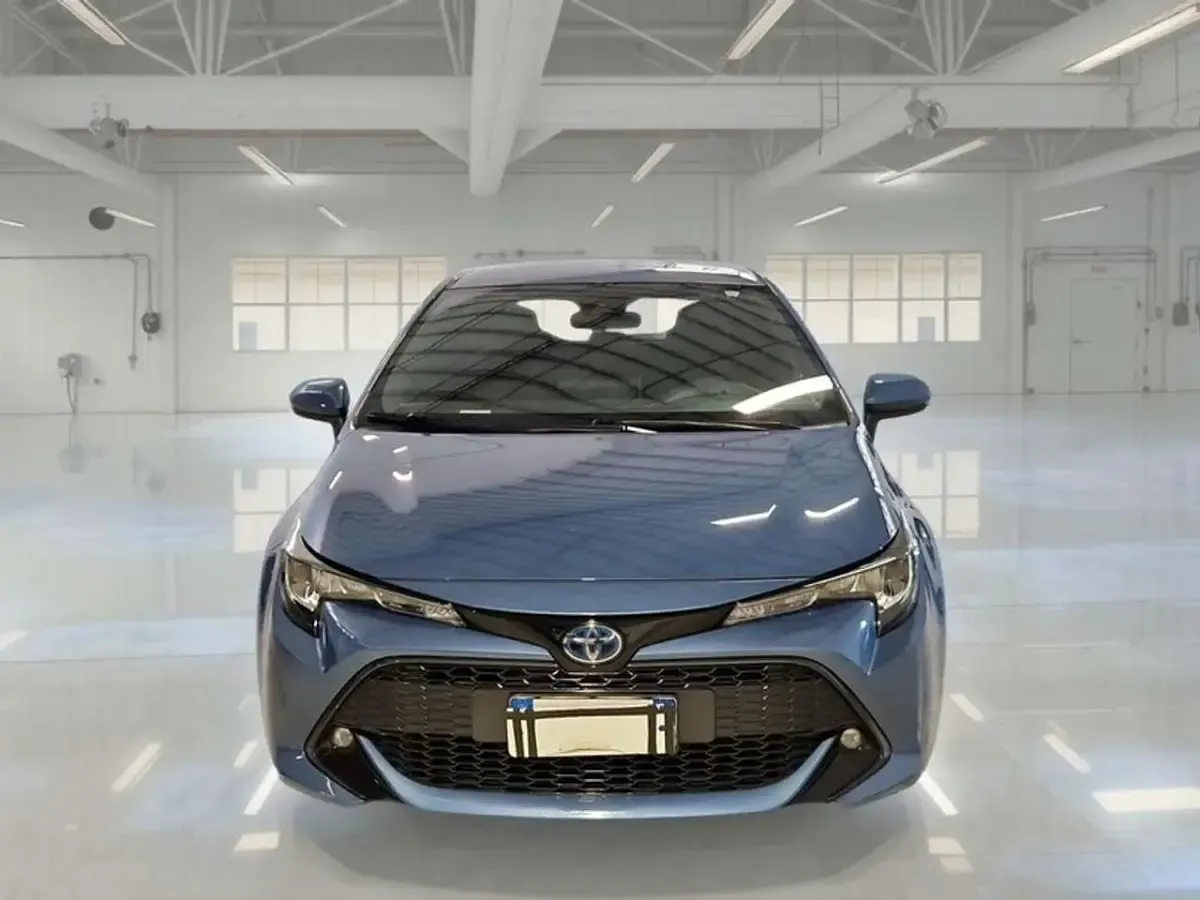 Usata Toyota Corolla Business Edition 98 CV (72 kW) 2020 Blu Berlina
