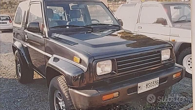 Usata Daihatsu Rocky 91 CV (66 kW) 1991 Nero SUV