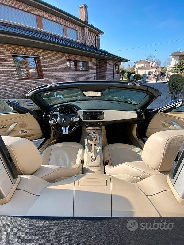 Usata BMW Z4 150 CV (110 kW) 2008 Nero Cabrio