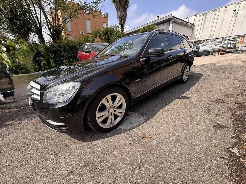 Usata Mercedes C220 Executive 170 CV (125 kW) 2011 Nero Station wagon