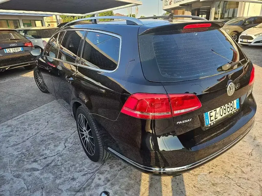 Usata VW Passat Highline 170 CV (125 kW) 2011 Nero metallizzato Station wagon