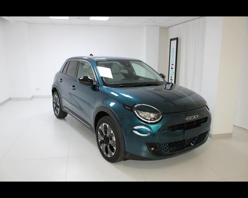 Nuova Fiat 600 La Prima 110 CV (80 kW) 2025 Blu SUV