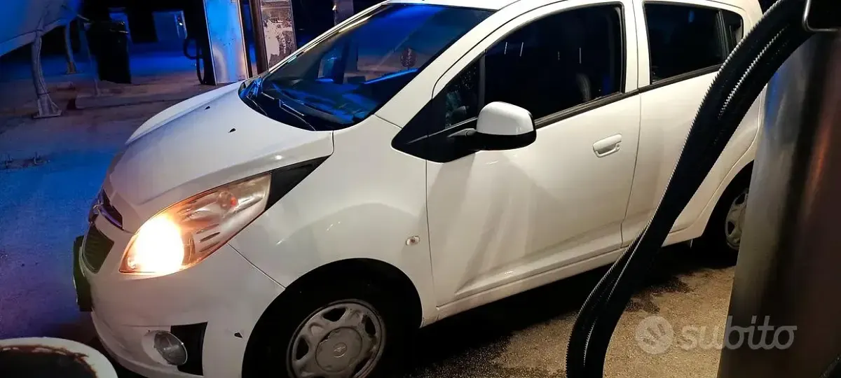 Usata Chevrolet Spark LS 68 CV (50 kW) 2012 Bianco Utilitaria