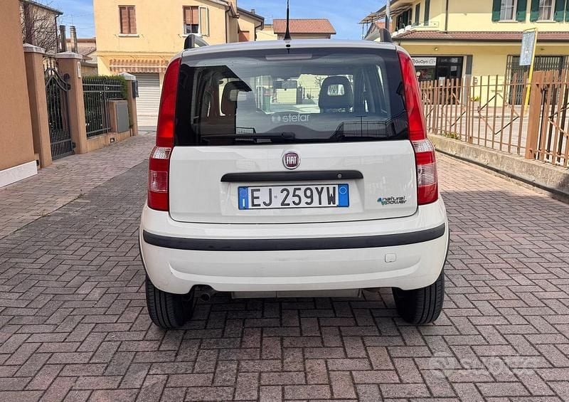 Usata Fiat Panda 78 CV (57 kW) 2012 Bianco Utilitaria
