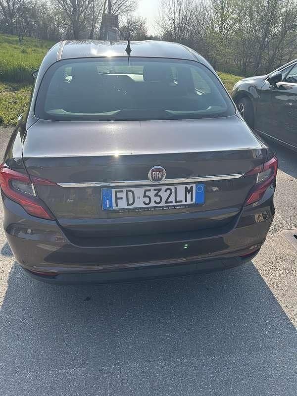 Usata Fiat Tipo Easy 120 CV (88 kW) 2016 Berlina
