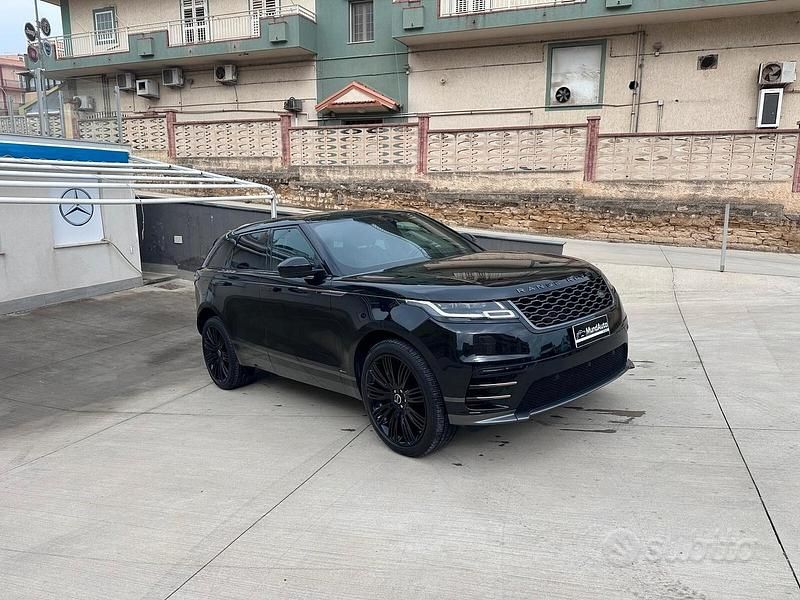 Usata Land Rover Range Rover Velar R-Dynamic 240 CV (176 kW) 2017 Nero SUV
