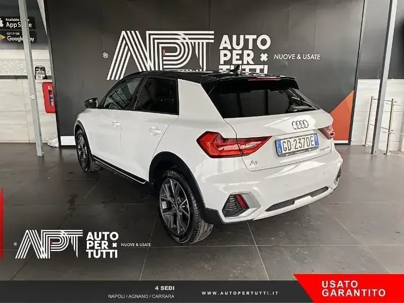 Usata Audi A1 Design 150 CV (110 kW) 2021 Bianco SUV