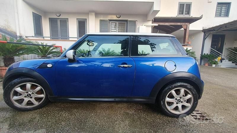 Usata Mini Cooper Coupé 109 CV (80 kW) 2009 Blu Coupé