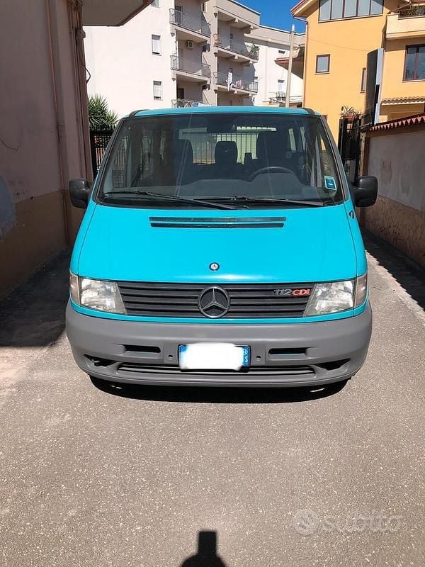 Usata Mercedes Vito 2002 Blu Furgone