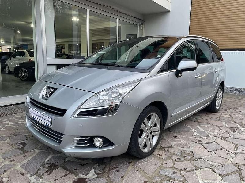 Usata Peugeot 5008 Allure 156 CV (114 kW) 2010 Argento Monovolume