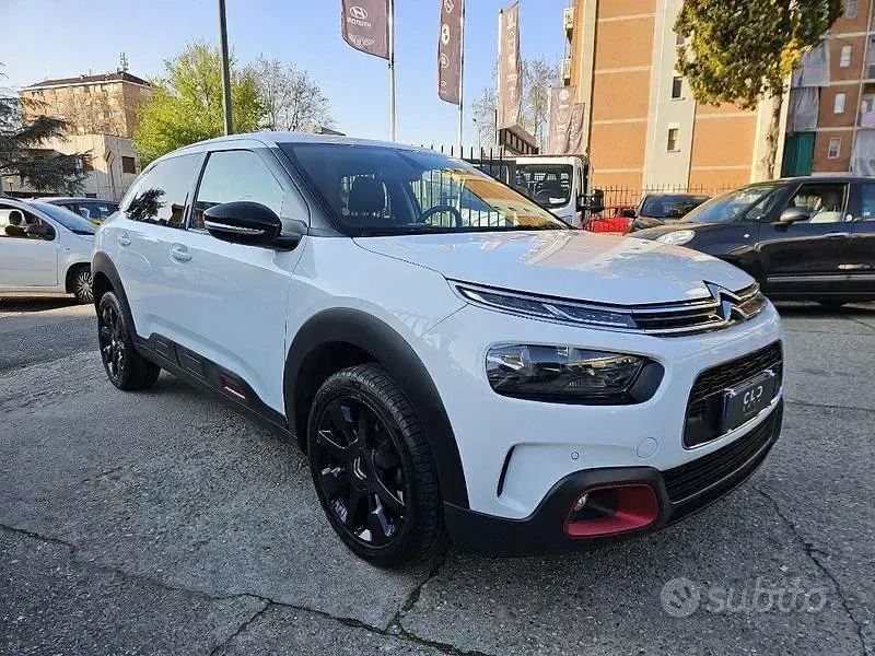 Usata Citroën C4 PureTech 110 CV (80 kW) 2019 Bianco Berlina