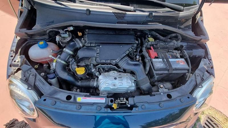 Usata Fiat 500 Lounge 95 CV (69 kW) 2019 Blu/azzurro Utilitaria