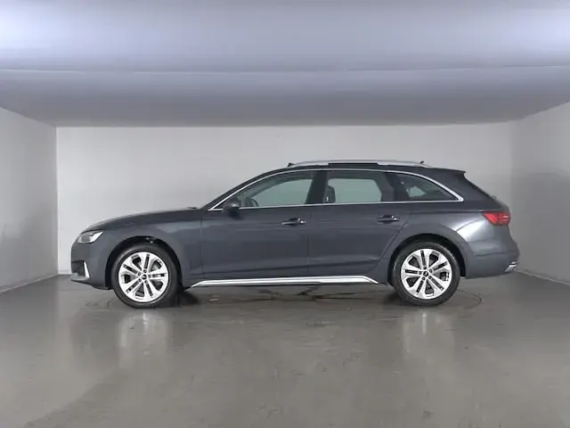 Usata Audi A4 Allroad Business 204 CV (150 kW) 2024 Grigio manhattan metallizzato Station wagon