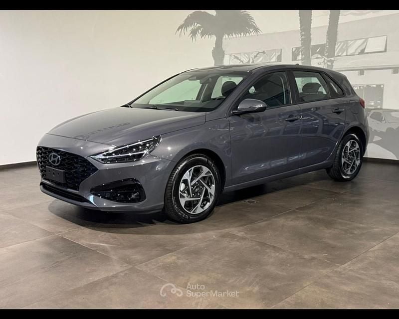 Nuova Hyundai i30 99 CV (72 kW) 2026 Gray Berlina