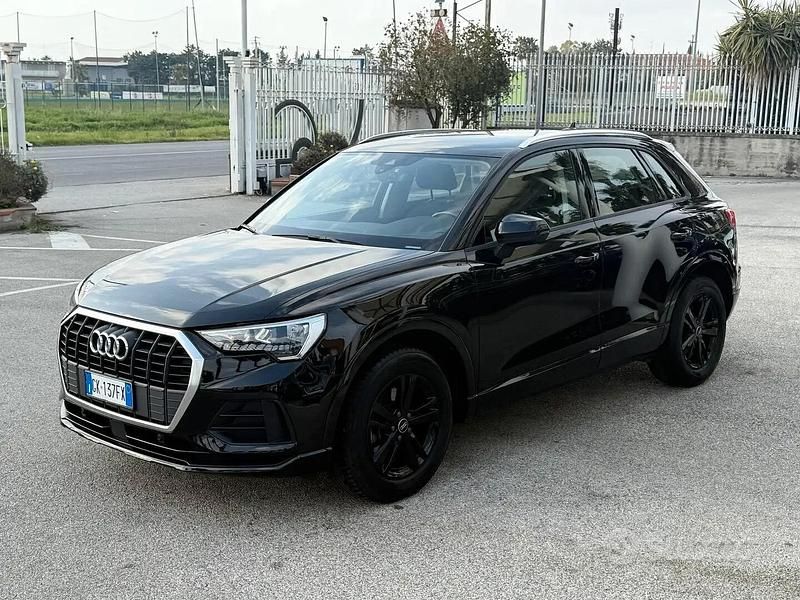 Usata Audi Q3 Business Plus 150 CV (110 kW) 2022 Nero SUV