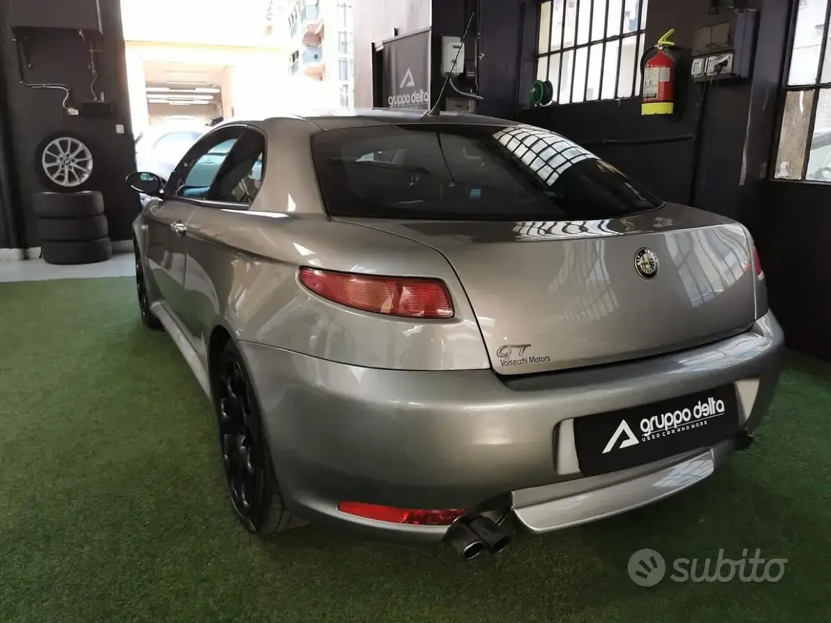 Usata Alfa Romeo GT 150 CV (110 kW) 2008 Grigio Coupé