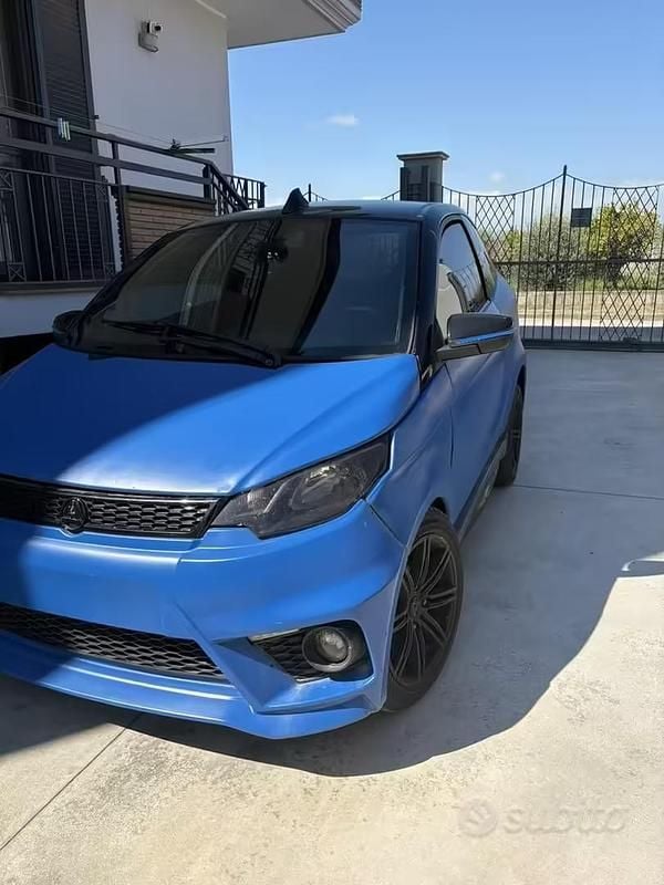 Usata Aixam Coupe GTI 2017 Blu Berlina