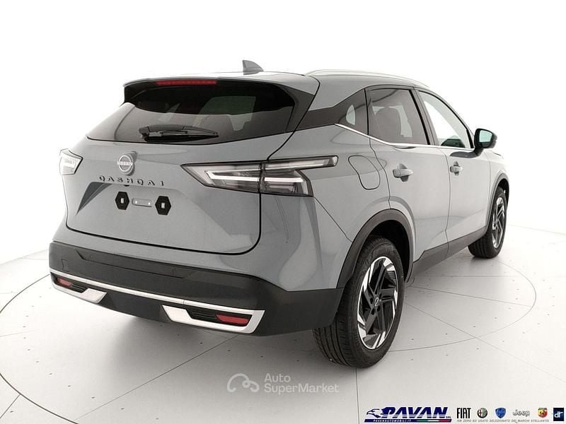 Nuova Nissan Qashqai N-Connecta 158 CV (116 kW) 2026 Grigio SUV