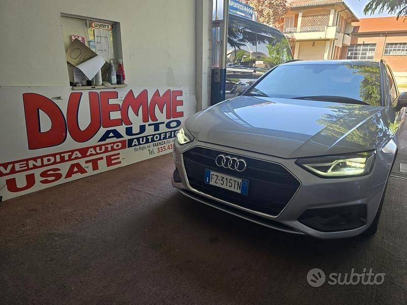 Grigio Usata 2019 Audi A4 Sport Station wagon | 24.800 € (Super prezzo) - Immagine 1/4