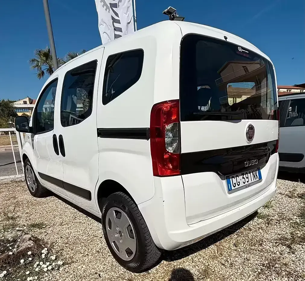 Usata Fiat Fiorino Trekking 80 CV (58 kW) 2021 Bianco Monovolume