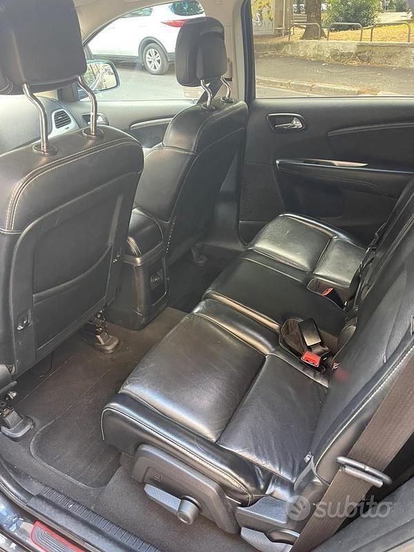 Usata Fiat Freemont 140 CV (102 kW) 2011 Nero SUV