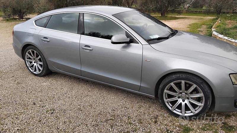 Usata Audi A5 143 CV (105 kW) 2010 Grigio Coupé