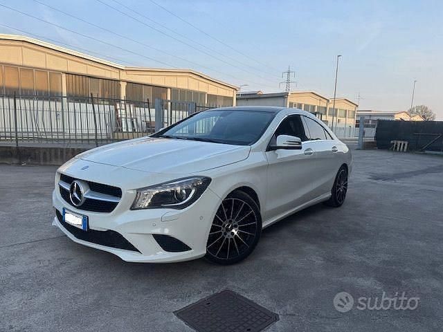 Usata Mercedes CLA220 Premium 170 CV (125 kW) 2013 Bianco Berlina