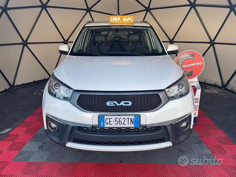 Usata EVO Evo 5 126 CV (92 kW) 2021 Bianco SUV