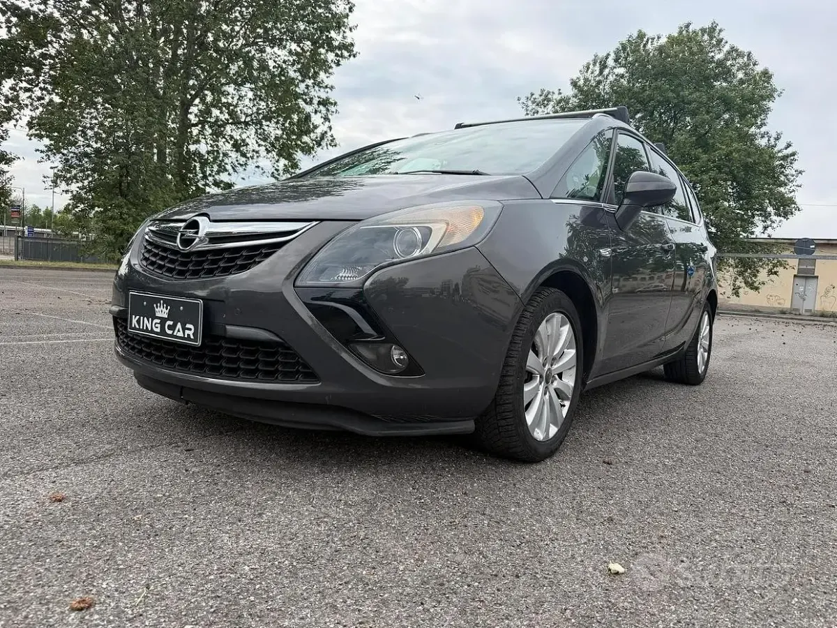 Occasion Opel Zafira Tourer Cosmo 140 ch (102 kW) 2014 Gris Monospace