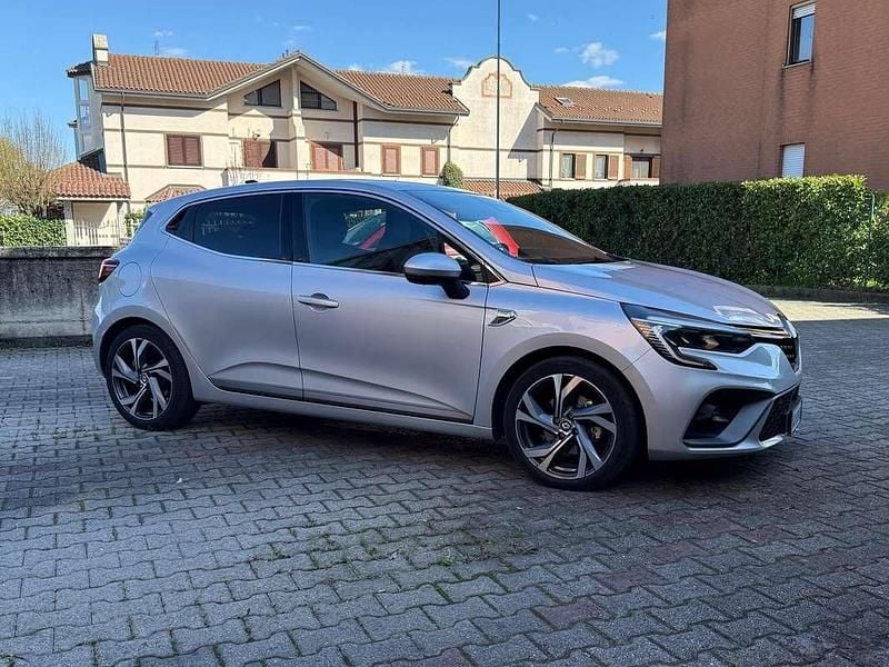 Begagnad Renault Clio V R.S. 140 HK (102 kW) 2022 Silver Sedan
