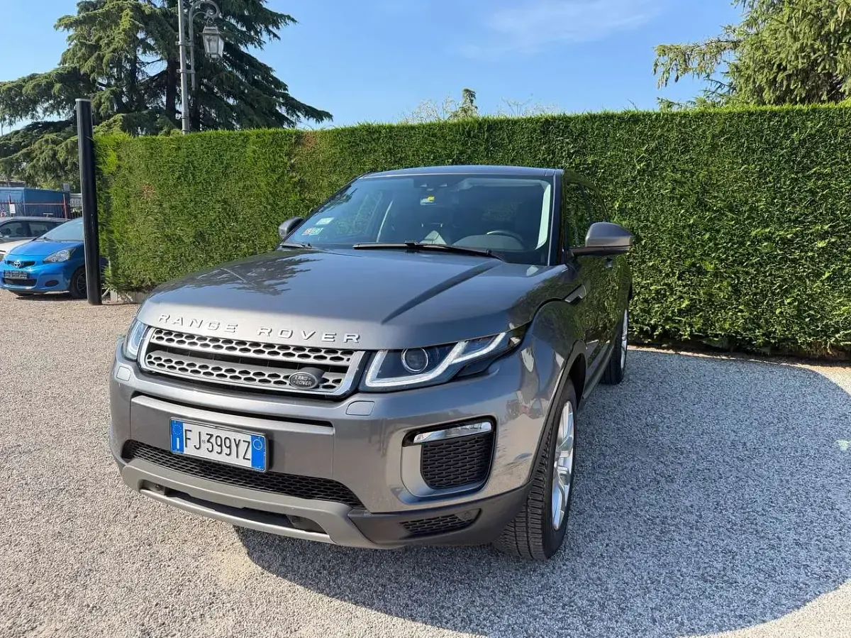 Usata Land Rover Range Rover evoque SE 150 CV (110 kW) 2017 Grigio SUV