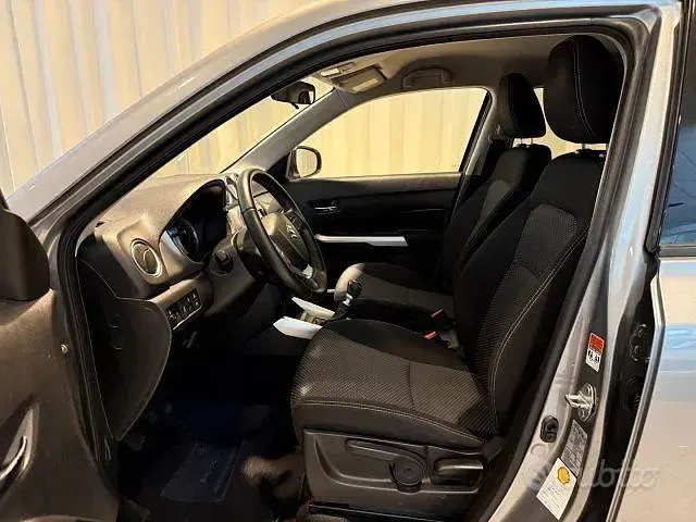 Usata Suzuki Vitara Cool 120 CV (88 kW) 2016 Grigio SUV