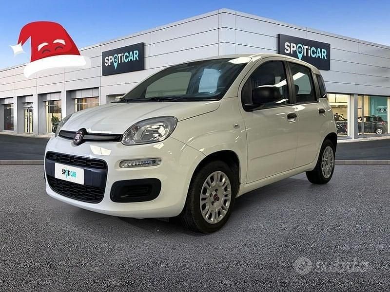 Bianco Usata 2019 Fiat Panda Easy Tre volumi | 9700 € (Buon prezzo) - Immagine 1/4