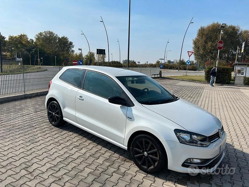 Usata VW Polo 75 CV (55 kW) 2015 Bianco Berlina
