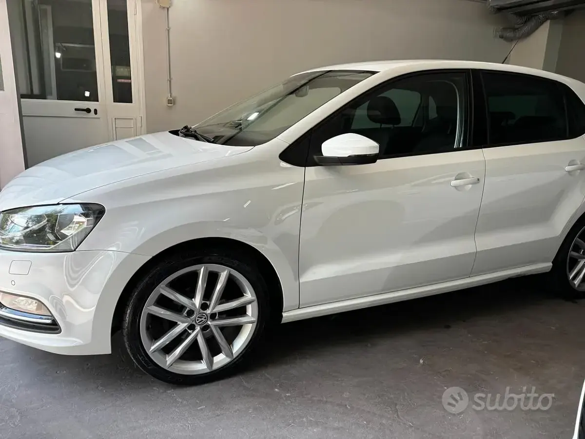 Usata VW Polo R-line 54 CV (39 kW) 2016 Bianco Berlina