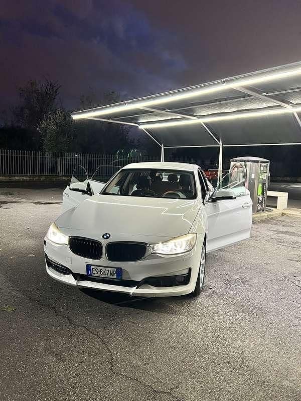 Usata BMW 318 Gran Turismo 143 CV (105 kW) 2014 Berlina