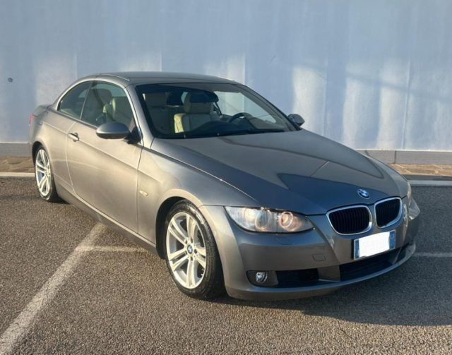 Grigio scuro Usata 2008 BMW 320 Cabriolet Cabrio | 8900 € (Buon prezzo) - Immagine 1/4