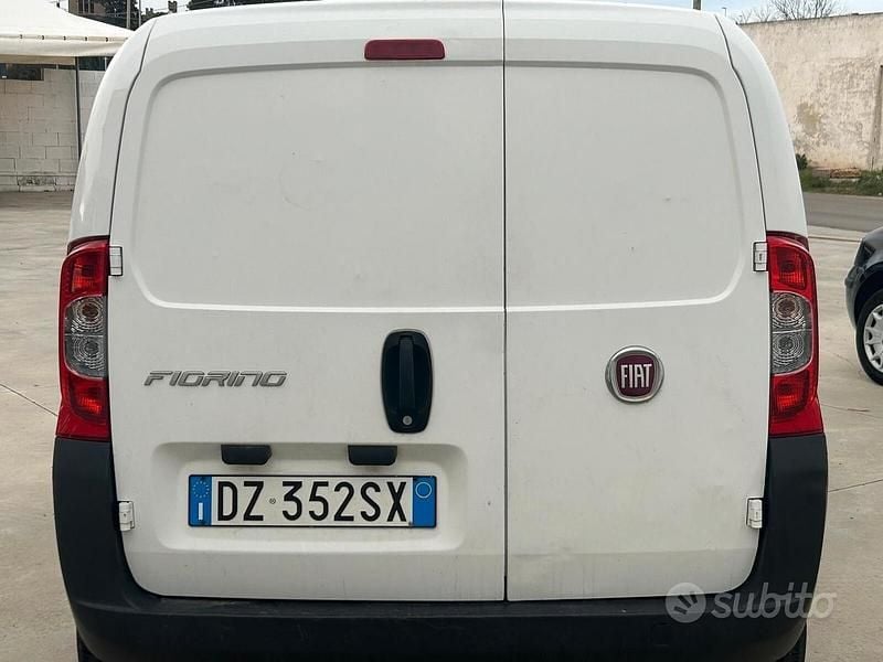 Usata Fiat Fiorino 75 CV (55 kW) 2009 Bianco Monovolume