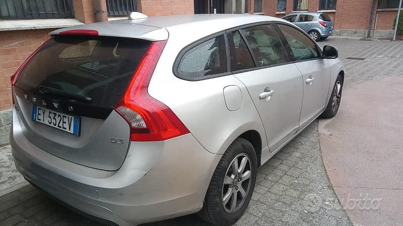 Usata Volvo V60 203 CV (149 kW) 2015 Grigio Station wagon