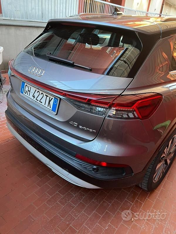 Usata Audi Q4 e-tron Advanced 69 kW (95 CV) 2022 Grigio SUV