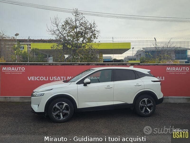 Usata Nissan Qashqai N-Connecta 140 CV (102 kW) 2021 Bianco SUV