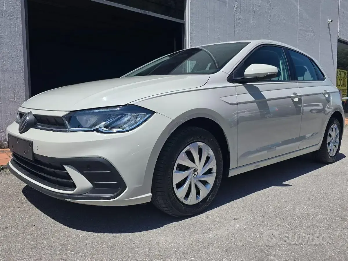 Usata VW Polo Life 95 CV (69 kW) 2022 Beige Utilitaria