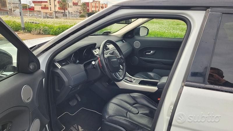 Usata Land Rover Range Rover evoque 150 CV (110 kW) 2015 Bianco Berlina