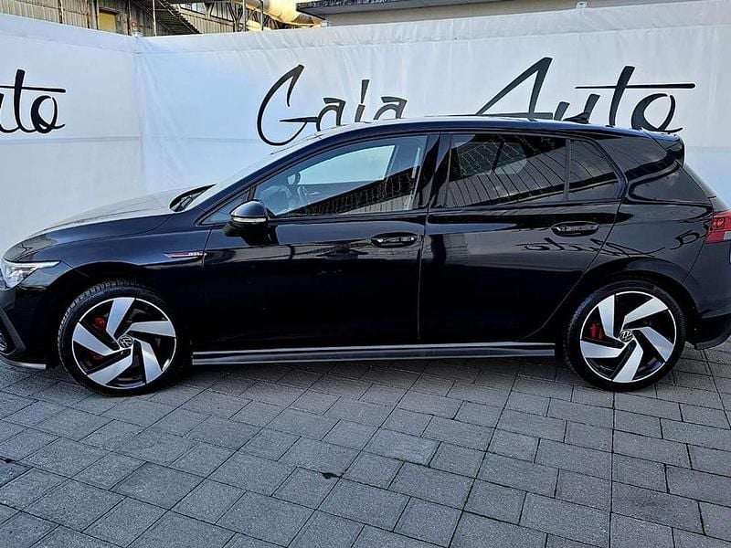 Usado VW Golf VIII GTI 245 CV (180 kW) 2022 Blanco Berlina