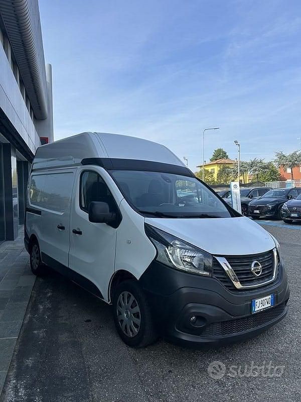 Usata Renault Trafic 125 CV (91 kW) 2017 Bianco Monovolume