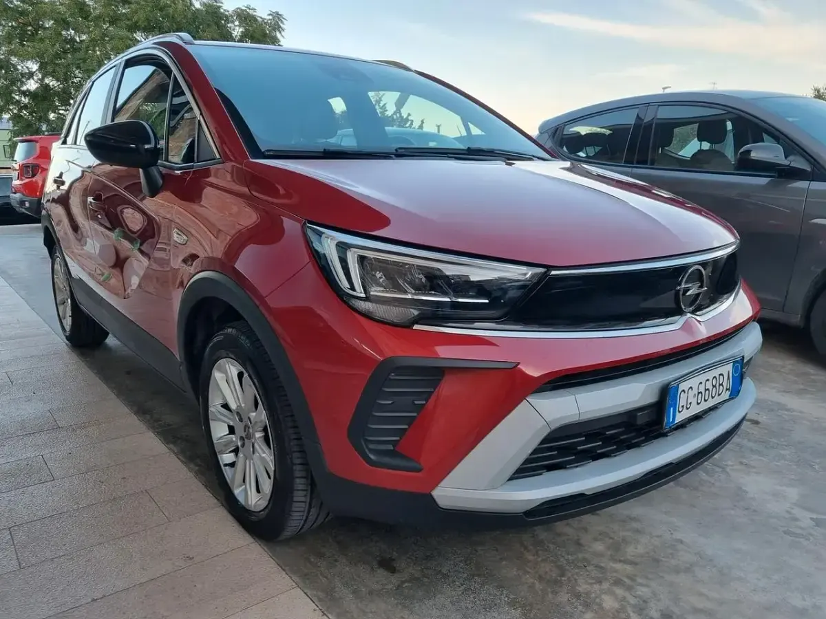 Usata Opel Crossland Elegance 110 CV (80 kW) 2021 Rosso SUV