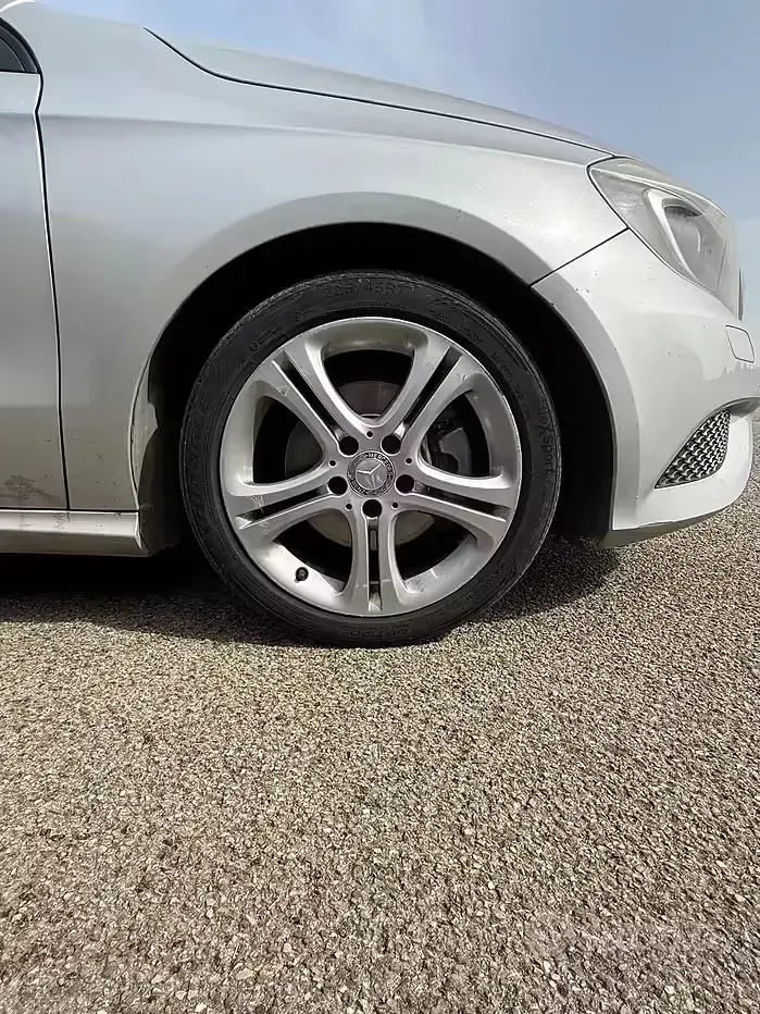Usata Mercedes A200 Premium 136 CV (100 kW) 2013 Grigio Berlina