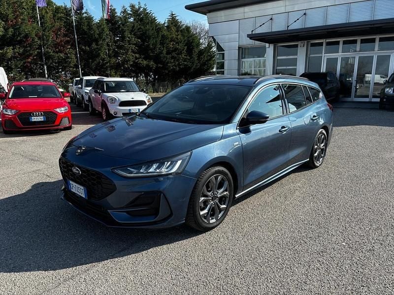 Usata Ford Focus ST-Line 125 CV (91 kW) 2023 Blu Station wagon