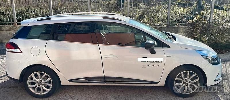 Usata Renault Clio GrandTour 90 CV (66 kW) 2018 Bianco Station wagon