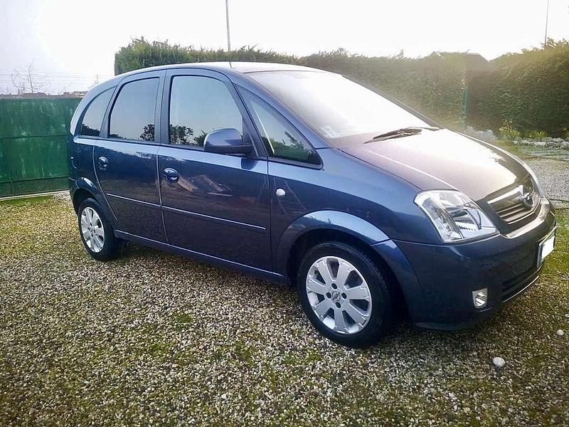 Gebraucht Opel Meriva Enjoy 75 PS (55 kW) 2007 Van / Kleinbus